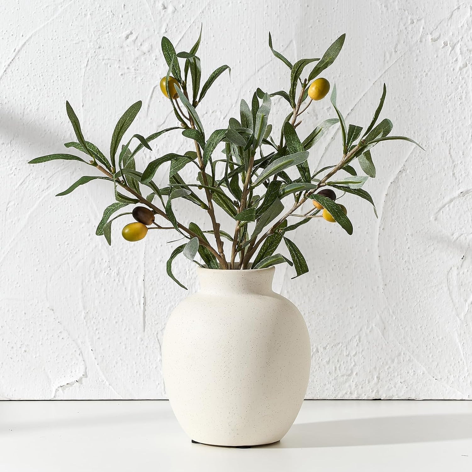 White Rustic Ceramic Vase 15 cm: image 2