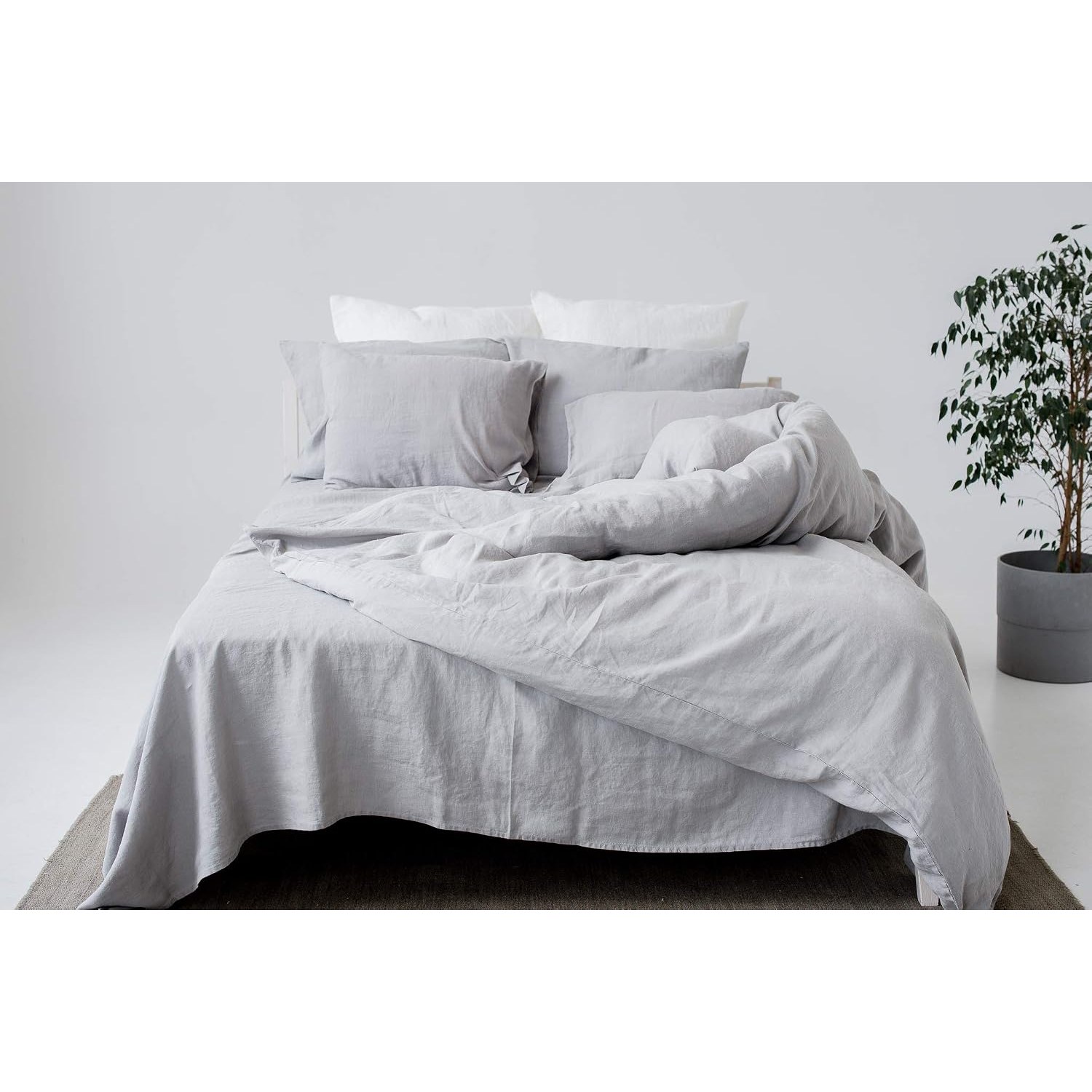 Stonewashed Linen Cushion Covers 40 cm, Light Grey, Set of 2: image 5