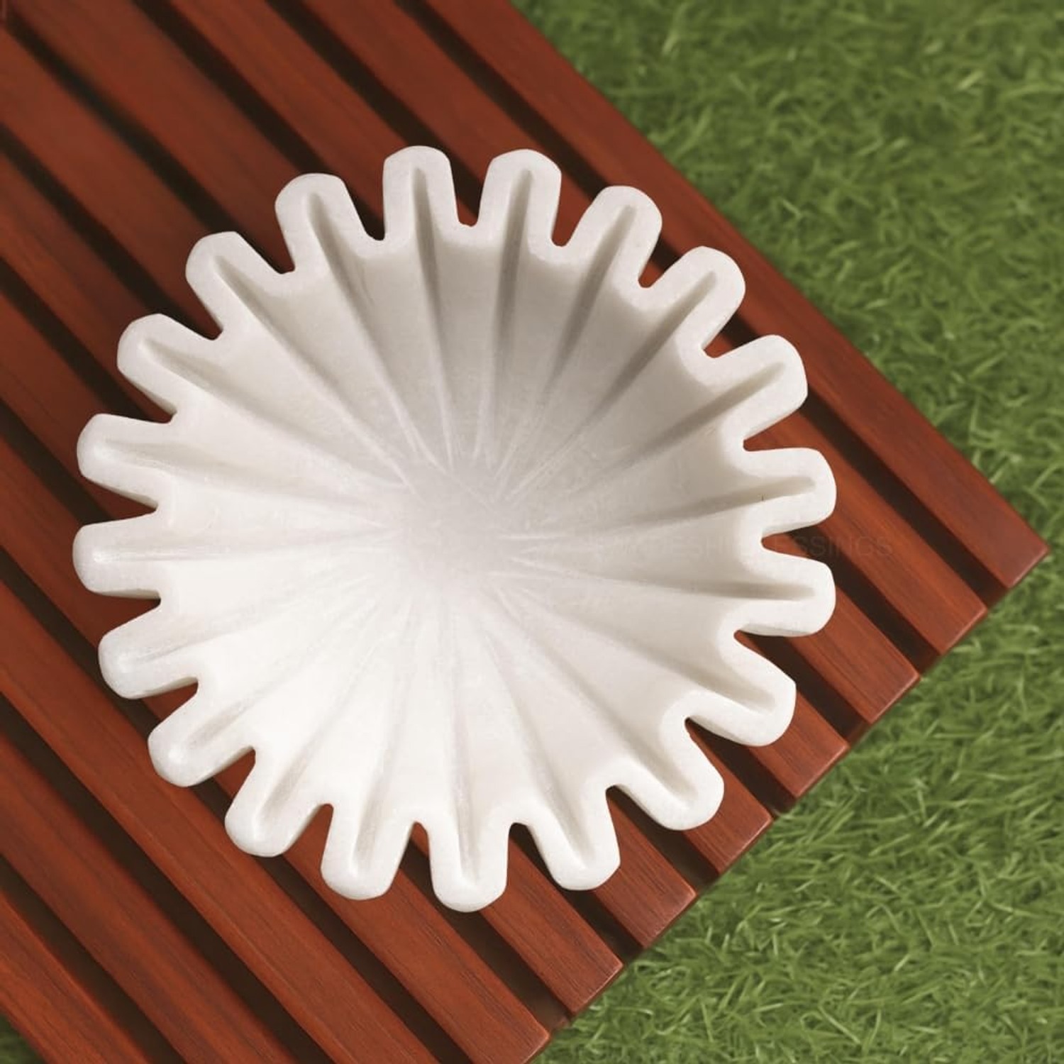 Handcrafted Marble Ruffle Bowl