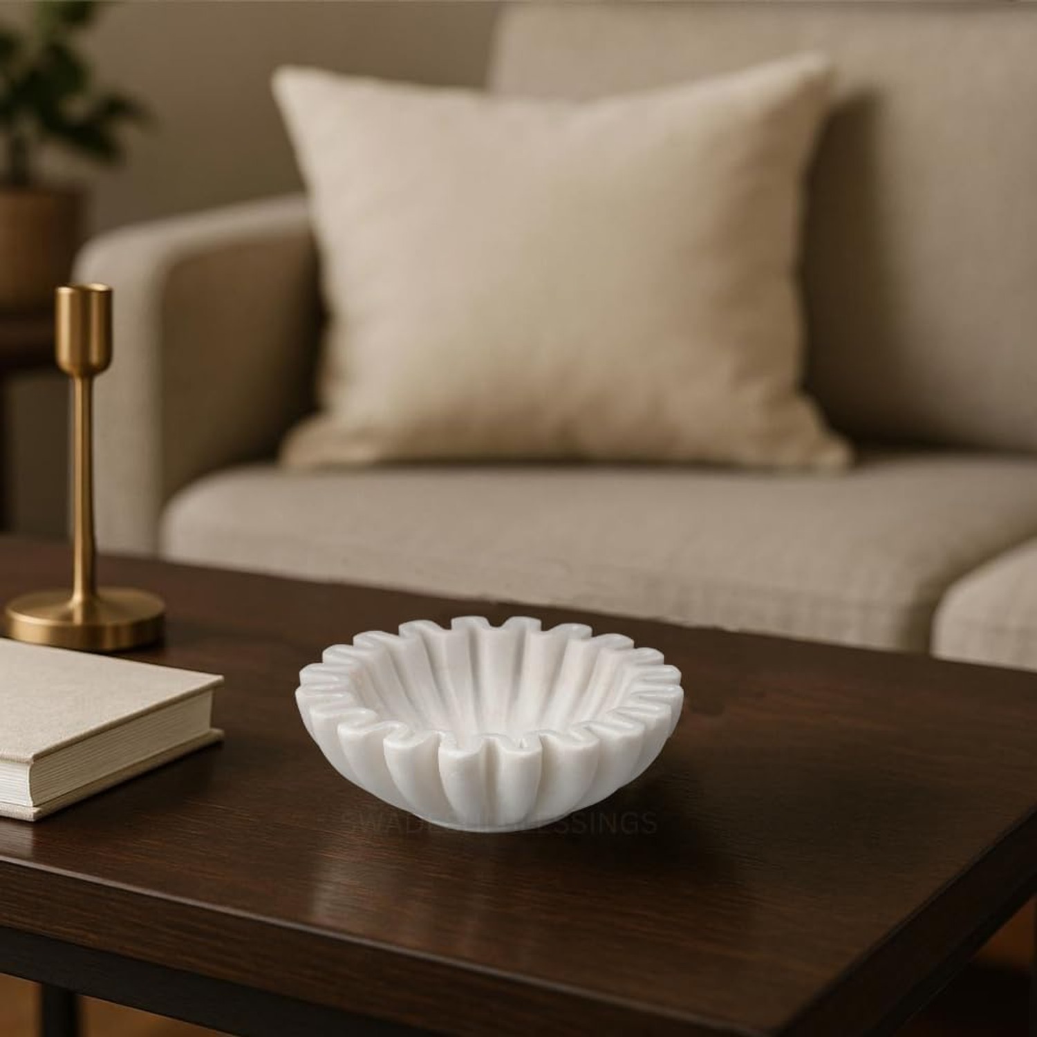 Handcrafted Marble Ruffle Bowl: image 5
