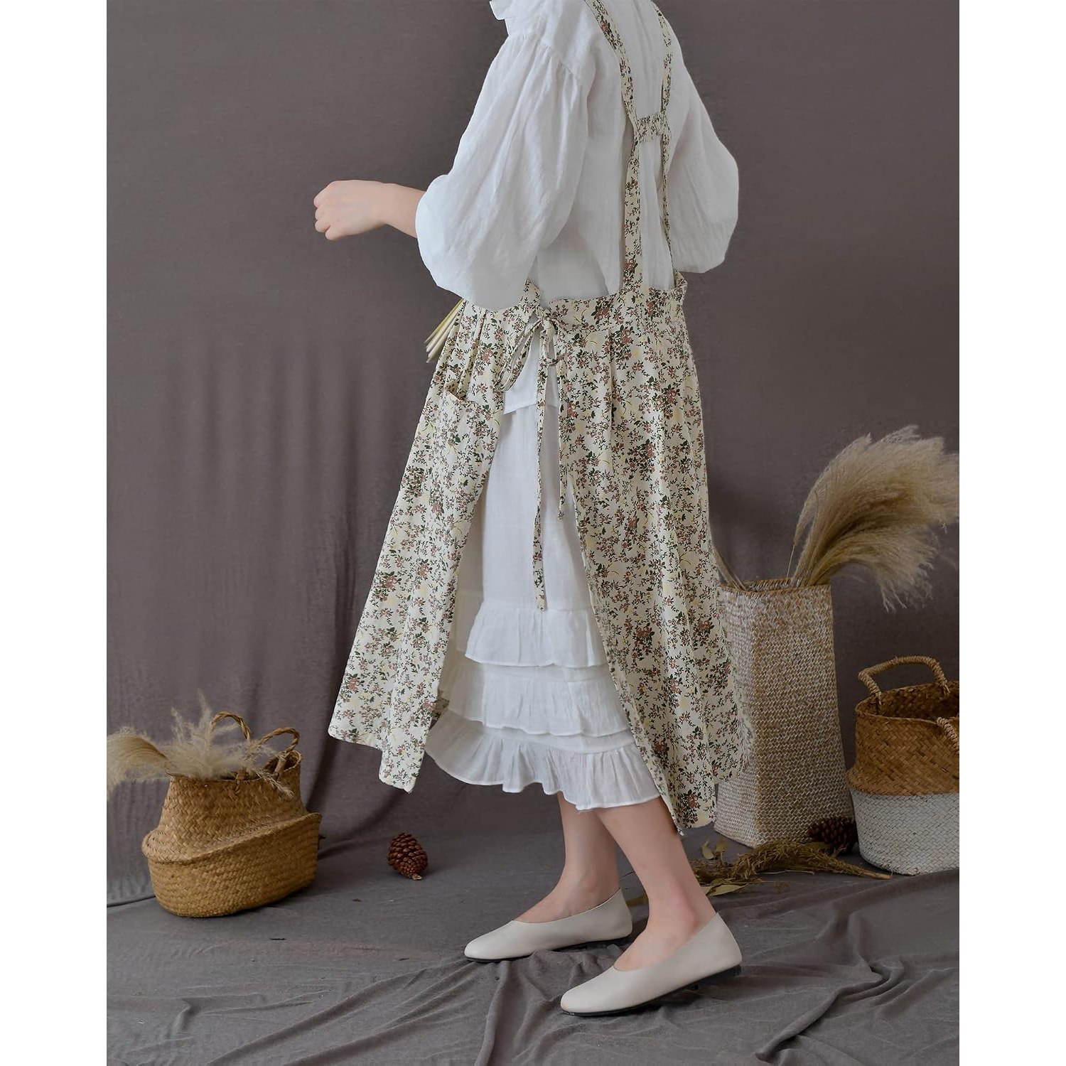 Japanese Style Cotton Linen Apron with Cross Back Straps