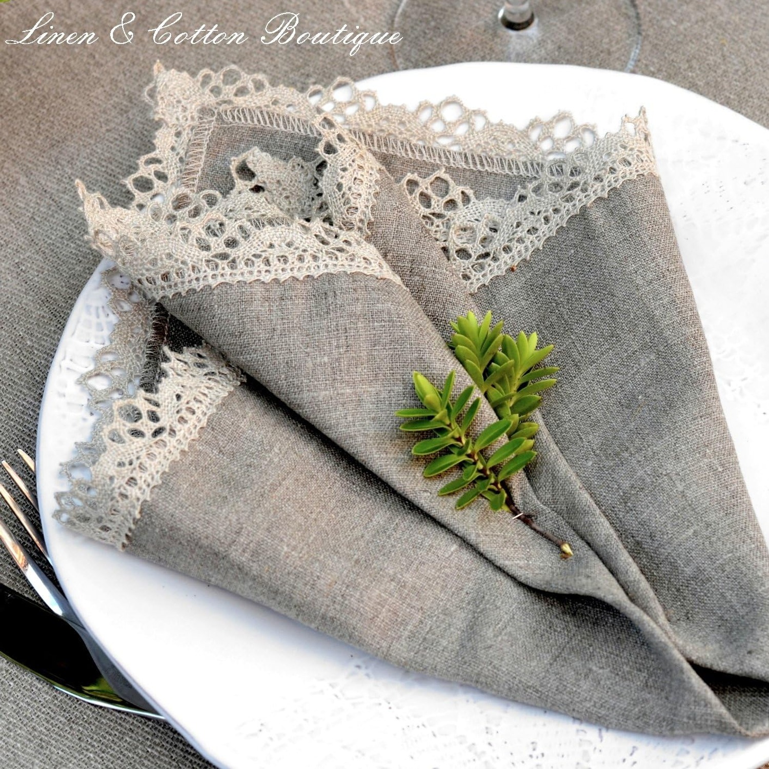 Crochet Edged Pure Linen Napkins, Set of 4: image 3
